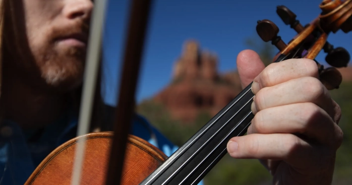 Tyler Carson - Fiddler on the Rock