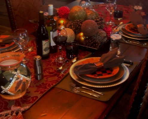 Set The Perfect Thanksgiving Table by: Jackie Taylor